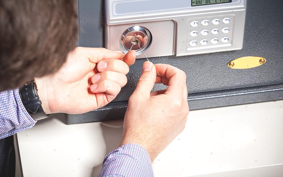 changer serrure porte Le Chesnay